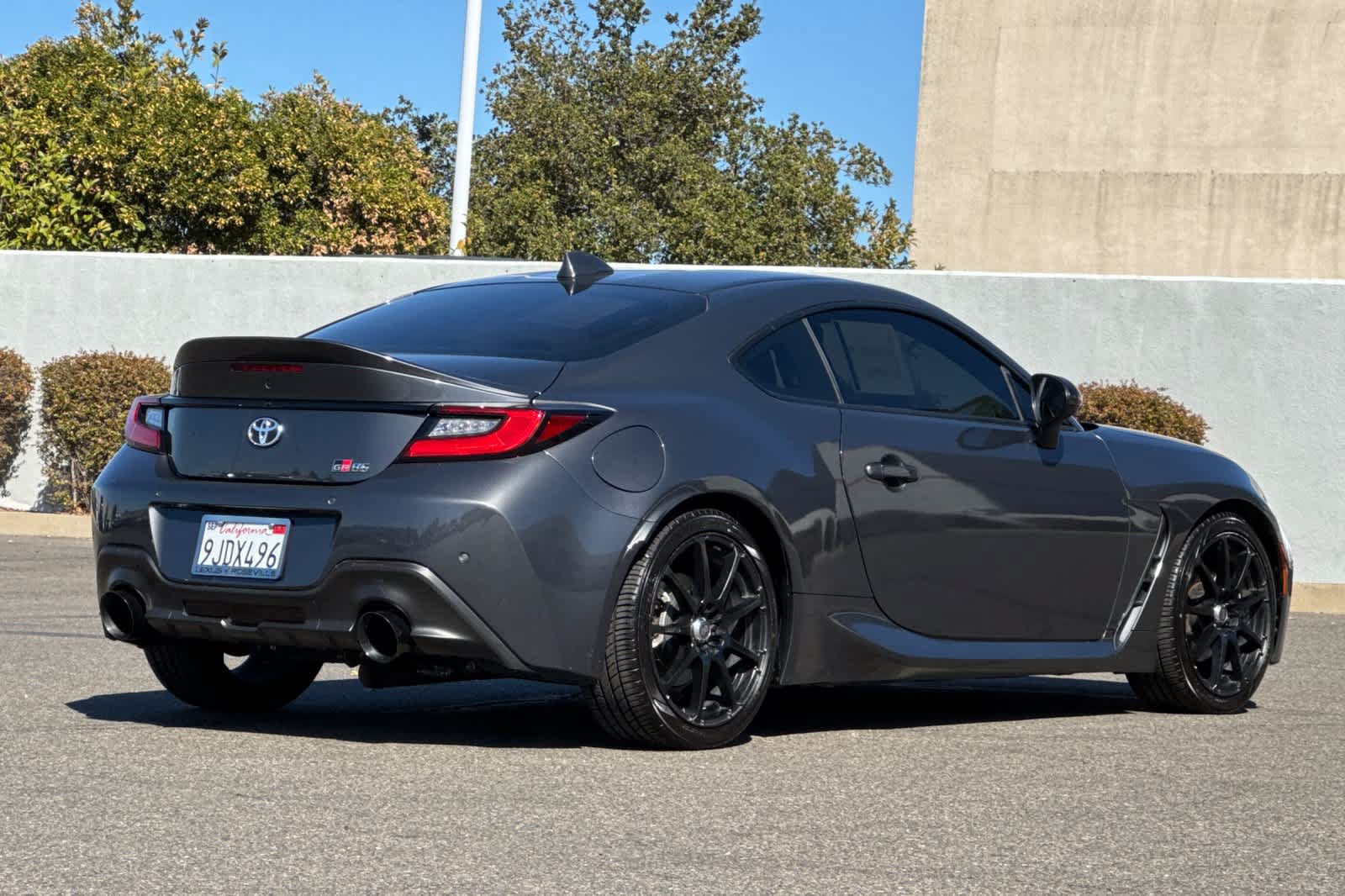 Used 2023 Toyota GR86 Premium RWD image 2