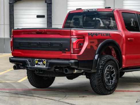 Used 2025 Ford F150 Raptor w/ Equipment Group 803A Raptor R AWD/4WD image 18
