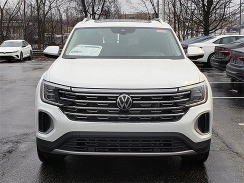 New 2026 Volkswagen Atlas SEL image 5