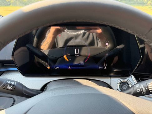 New 2026 Chevrolet Trax LT w/ Driver Confidence Package FWD image 22