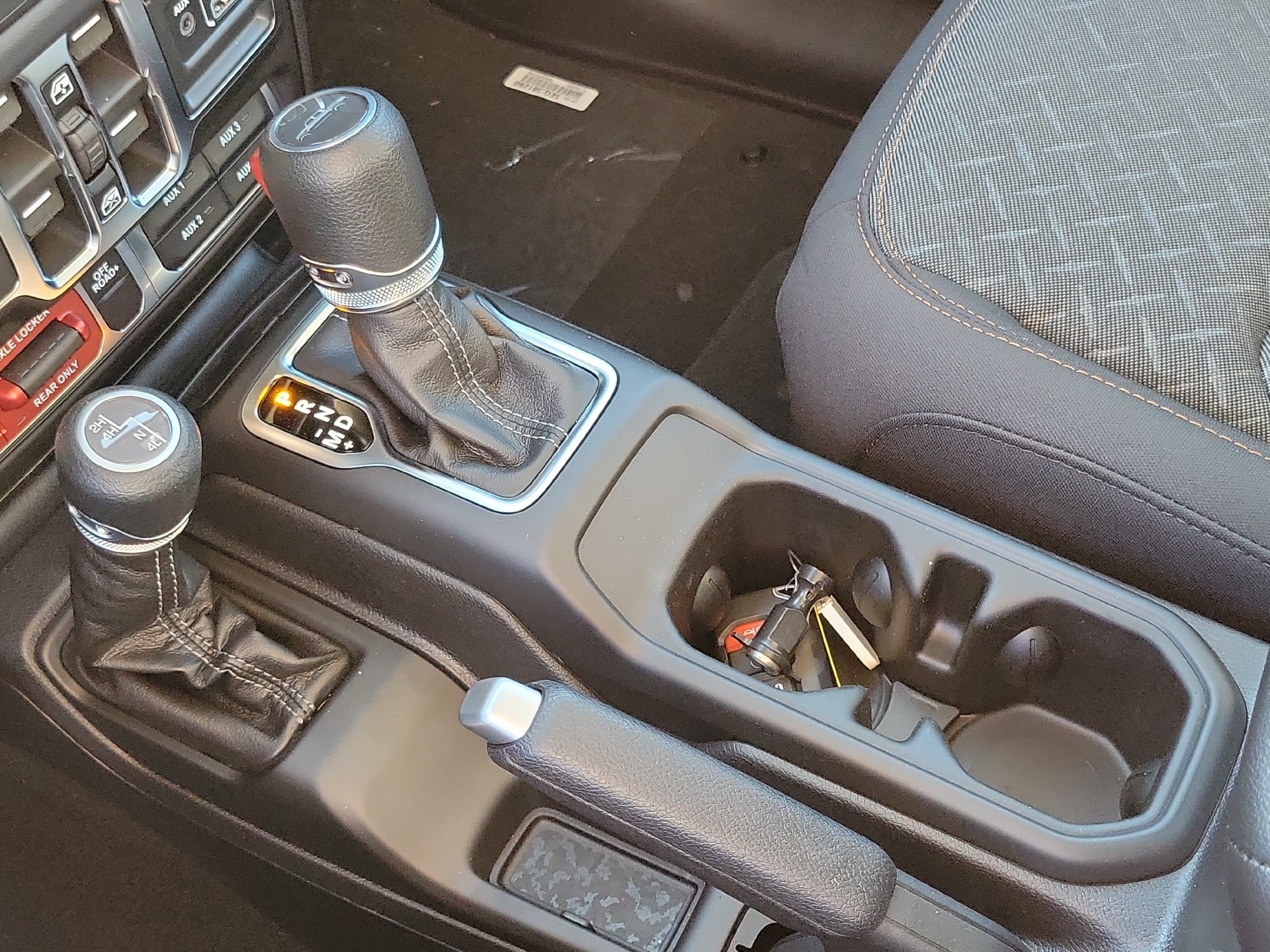 New 2026 Jeep Gladiator Mojave AWD/4WD image 10