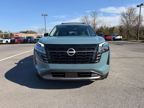 New 2026 Nissan Pathfinder Platinum w/ Cargo Package image 3