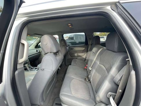 Used 2017 Chevrolet Traverse LS image 14