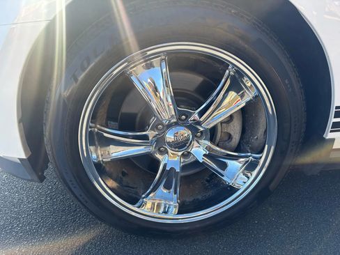 Used 2012 Ford Mustang GT Premium w/ GT Coupe Accessory Pkg 5 image 17