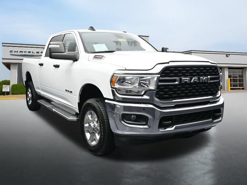 Used 2024 RAM 2500 Big Horn AWD/4WD image 7