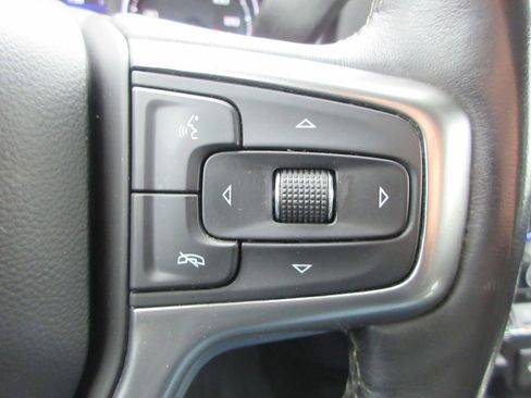 Used 2020 Chevrolet Silverado 1500 LT Trail Boss image 31