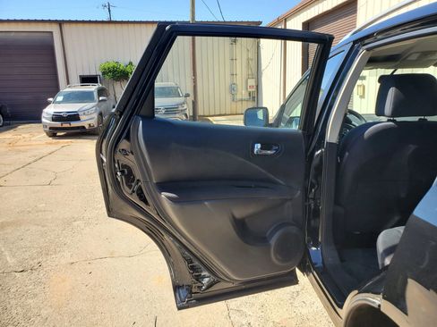 Used 2014 Nissan Rogue S w/ Convenience Package FWD image 20