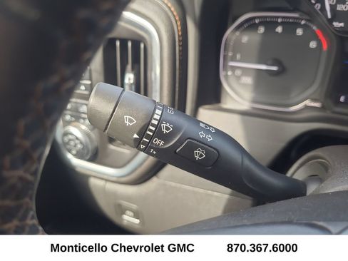 Used 2022 GMC Sierra 1500 AT4 w/ AT4 Preferred Package AWD/4WD image 16