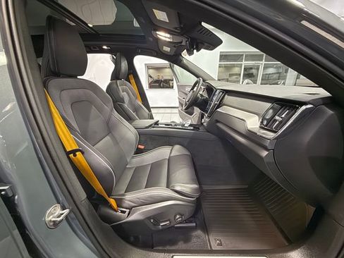 Used 2024 Volvo XC60 T8 Polestar image 12