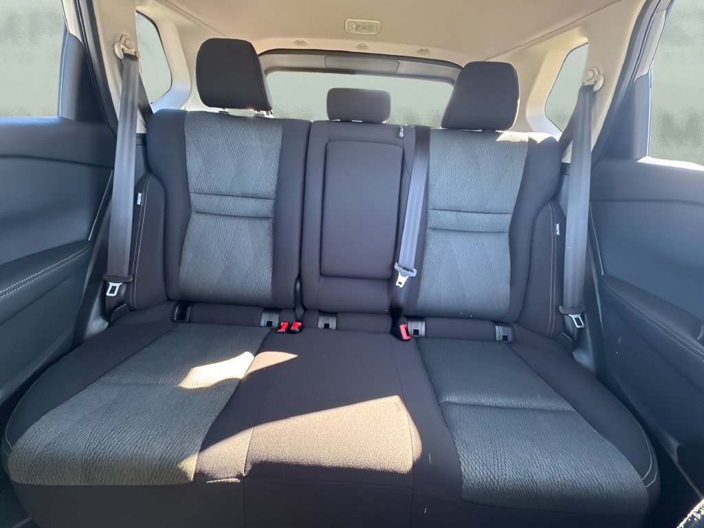 Used 2026 Nissan Rogue SV FWD image 11