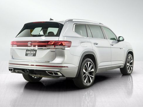 Used 2024 Volkswagen Atlas SEL Premium R-Line AWD/4WD image 5