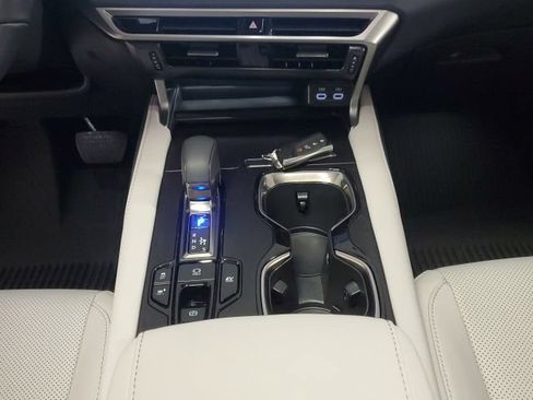 Used 2026 Lexus RX 350h w/ All Season Protection Package AWD/4WD image 20