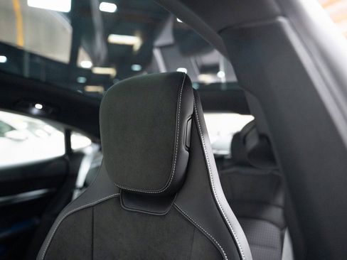 Certified 2025 Porsche Taycan image 17