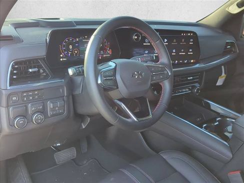 Used 2026 Chevrolet Suburban RST w/ Comfort Package RWD image 7