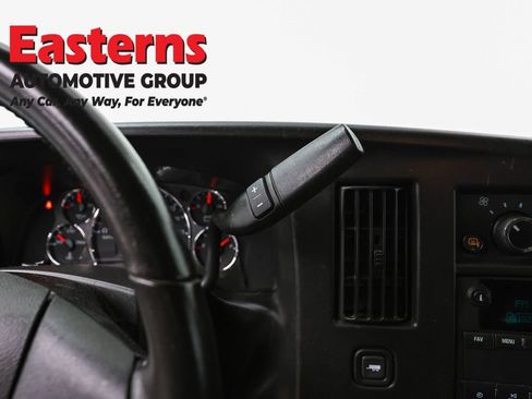Used 2020 Chevrolet Express 3500 w/ Driver Convenience Package RWD image 13