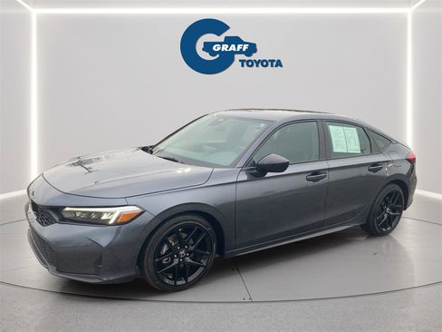 Used 2025 Honda Civic Sport image 11