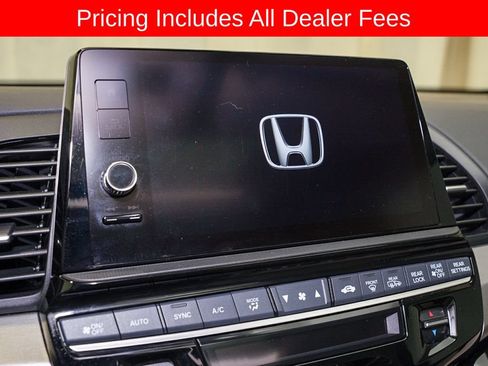 Used 2025 Honda Odyssey Touring image 15