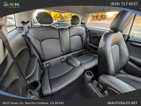 Used 2014 MINI Cooper 2-Door Hardtop FWD image 32
