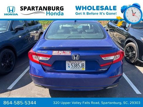 Used 2018 Honda Accord Sport image 6