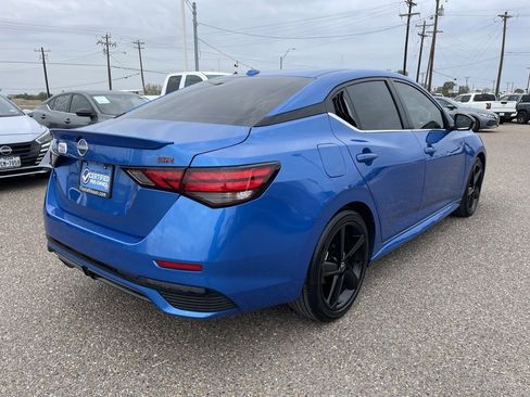 Used 2024 Nissan Sentra SR w/ SR Premium Package image 3