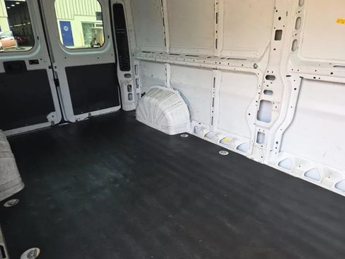 Used 2023 RAM ProMaster 2500 FWD image 14