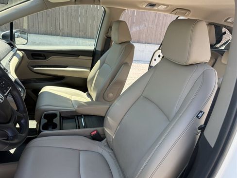 Used 2022 Honda Odyssey EX-L image 9