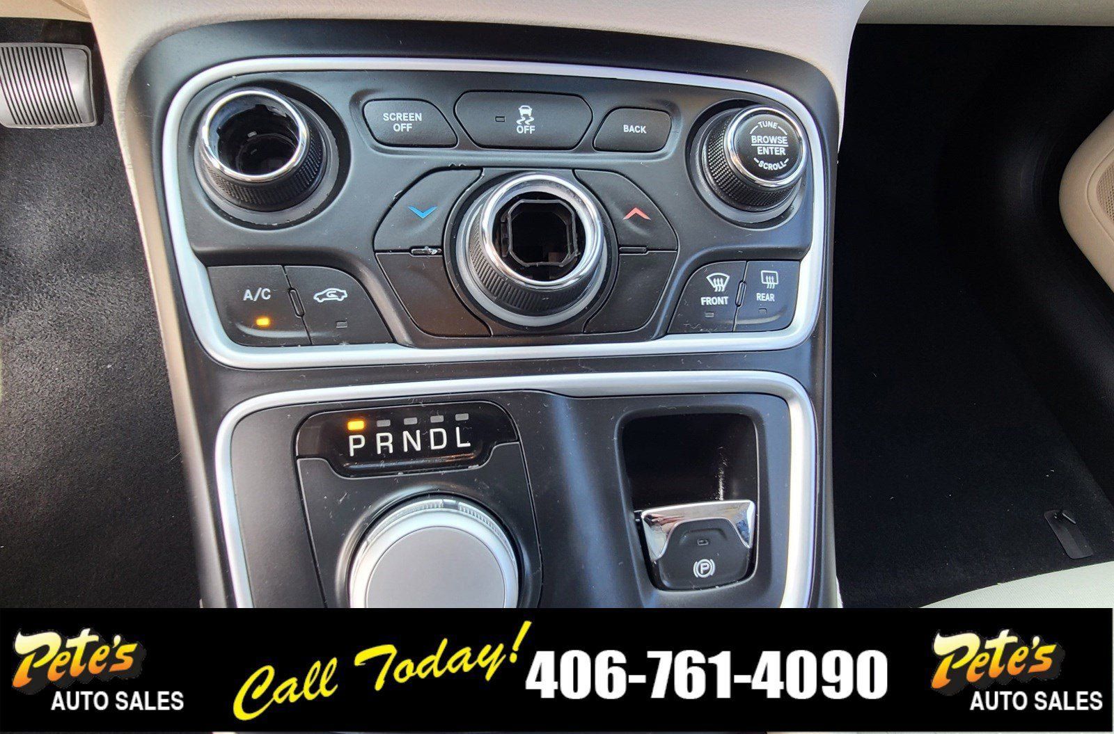 Used 2016 Chrysler 200 Limited FWD image 22