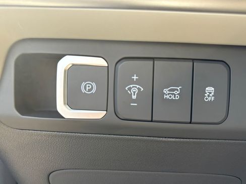 New 2026 Hyundai Santa Fe SE image 3