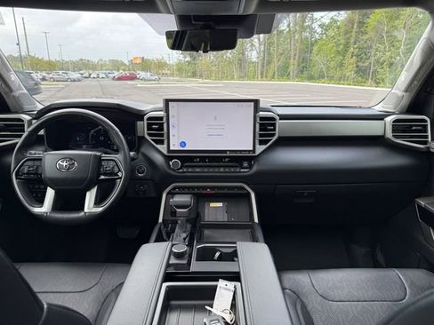 Used 2024 Toyota Tundra Limited image 10