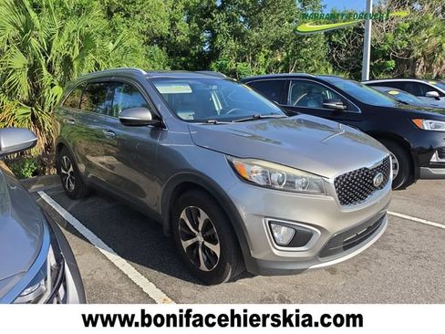 Used 2017 Kia Sorento EX FWD image 1