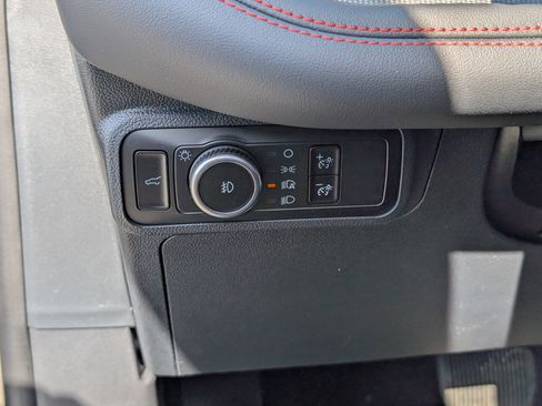 New 2026 Ford Explorer ST-Line image 21