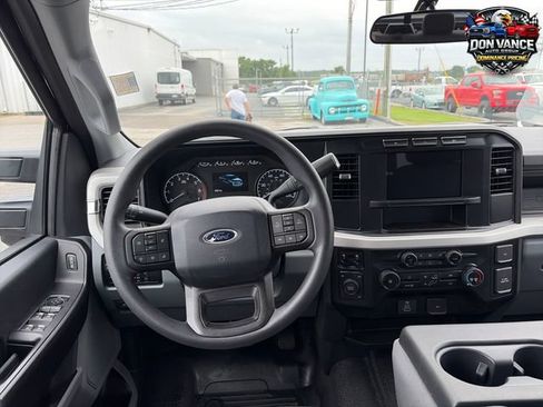 Used 2024 Ford F350 XL w/ 360-Degree Camera Package AWD/4WD image 13