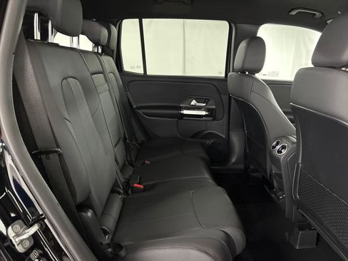 Used 2026 Mercedes-Benz GLB 250 image 27