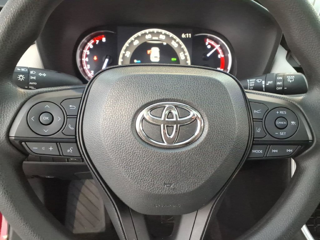 Used 2023 Toyota RAV4 XLE w/ Convenience Package FWD image 30