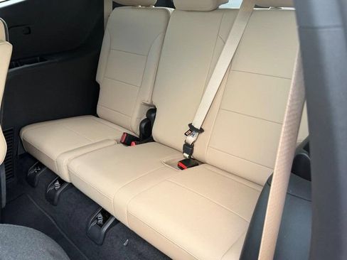 Used 2025 Buick Enclave Preferred w/ Trailering Package, 5000 lbs. FWD image 8
