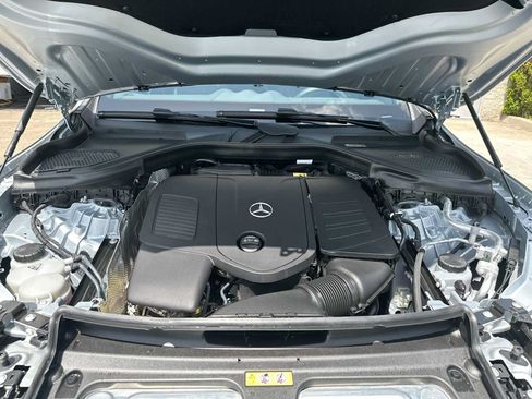 Used 2025 Mercedes-Benz GLC 300 4MATIC w/ AMG Line image 29
