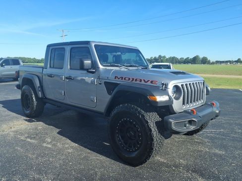 Used 2021 Jeep Gladiator Mojave AWD/4WD image 7