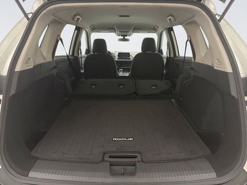 Used 2023 Nissan Rogue S image 20