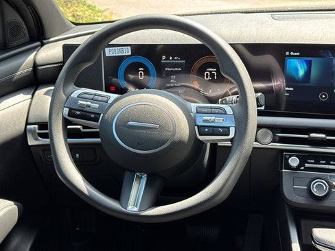 New 2026 Hyundai Santa Cruz SE FWD image 18