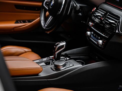 Used 2023 BMW M5 w/ Competition Package image 52