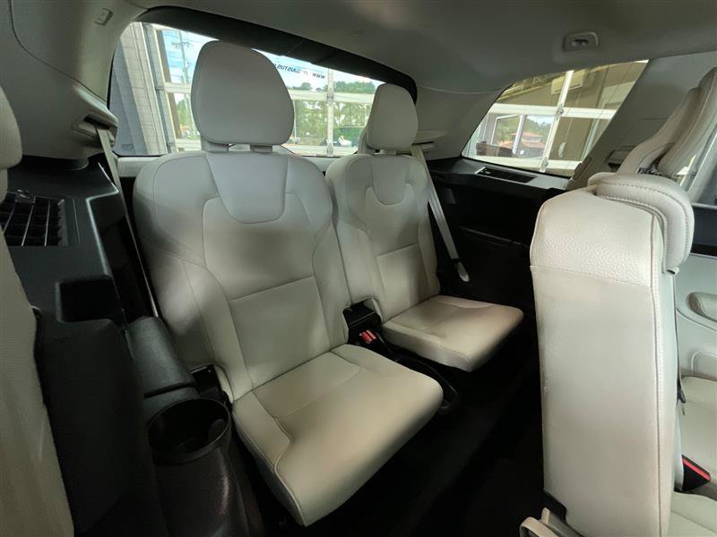 Used 2019 Volvo XC90 T5 Momentum w/ Protection Package Premier FWD image 29