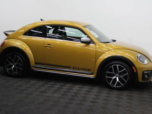 Used 2016 Volkswagen Beetle 1.8T Dune image 3