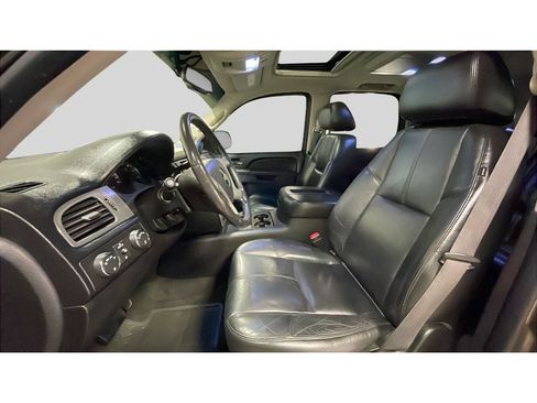 Used 2011 Chevrolet Tahoe LT AWD/4WD image 12