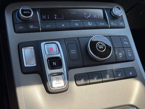 Used 2021 Hyundai Palisade Limited FWD image 25