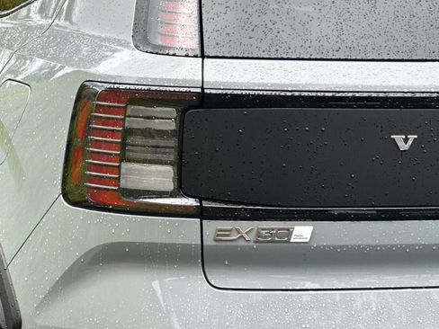 New 2026 Volvo EX30 Cross Country Ultra AWD/4WD image 7
