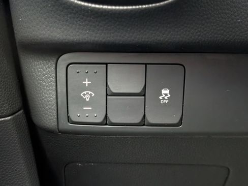 Used 2014 Kia Soul + FWD image 31
