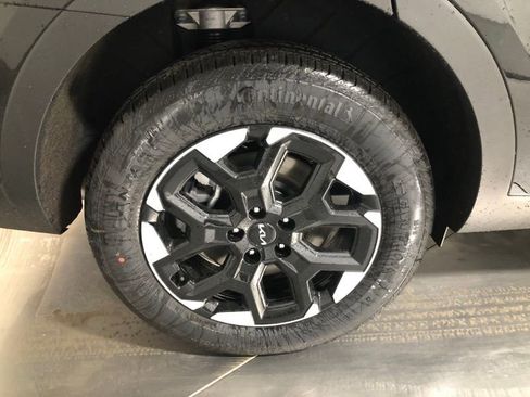 New 2026 Kia Sorento S image 9