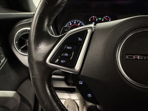 Used 2020 Chevrolet Camaro LT image 18