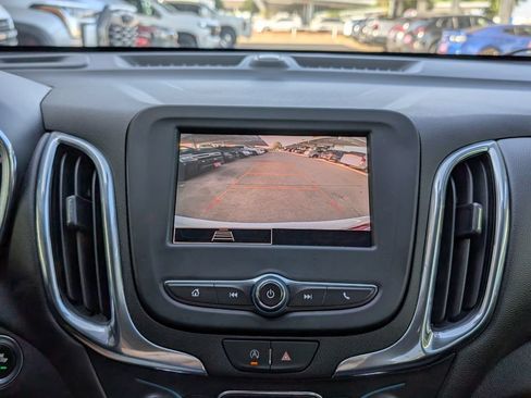 Used 2022 Chevrolet Equinox LT FWD image 7