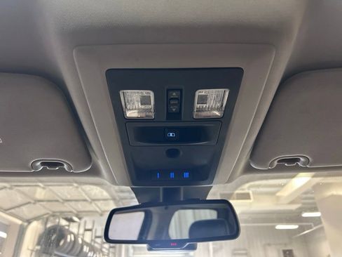 Used 2013 RAM 2500 Limited AWD/4WD image 16